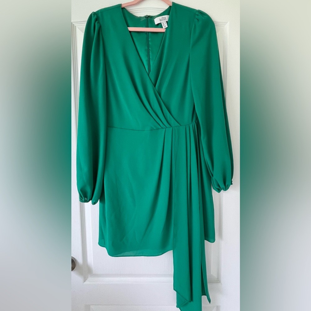BADGLEY MISCHKA EMERALD CHIFFON SASH DRESS